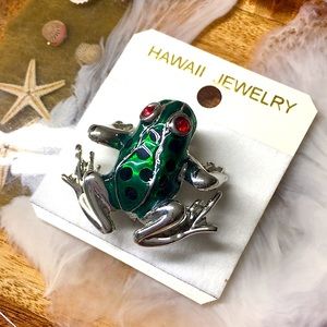 🖤NEW💕Frog brooch